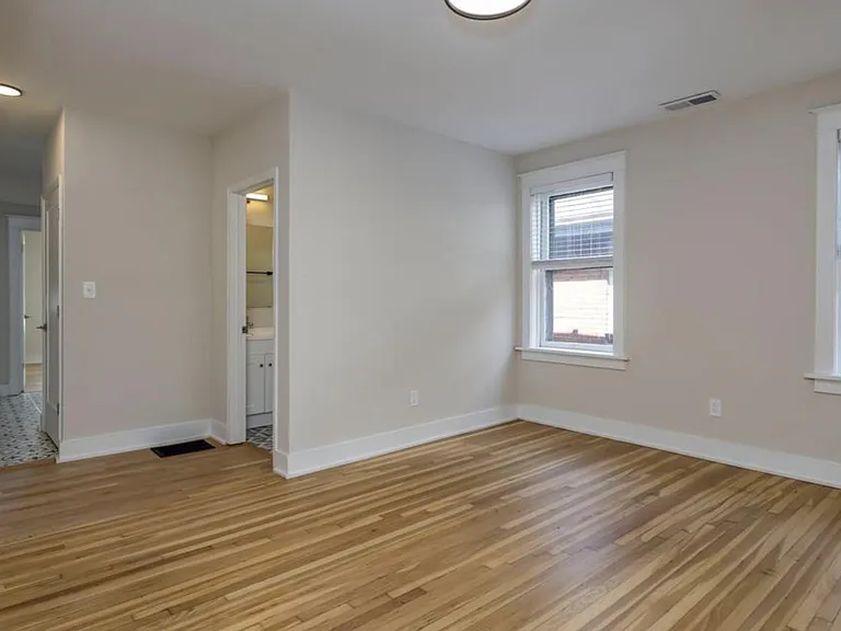 2151 Maury Ave #1E — Photo 6
