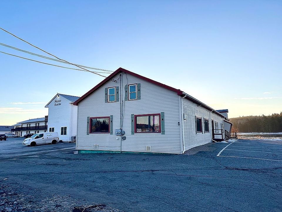 95 Main St, Machias, ME 04654 Zillow