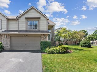 7910 Windsor Dr, Darien, IL 60561