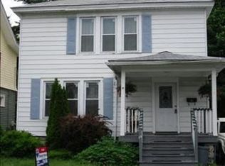 8 Edgar St, Poughkeepsie, NY 12603