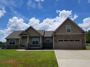 136 Pine Tree Rd, Inman, SC 29349