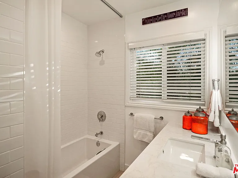 4908 Bunnie Ln — Photo 28