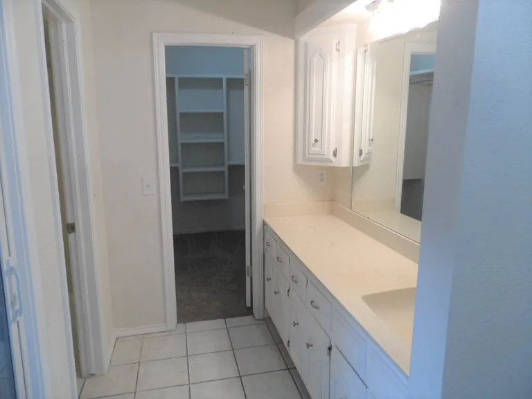 201 Wellington Ln — Photo 19