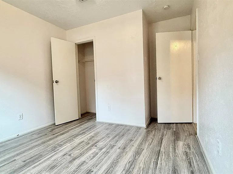 18 Dellforest Ct — Photo 16
