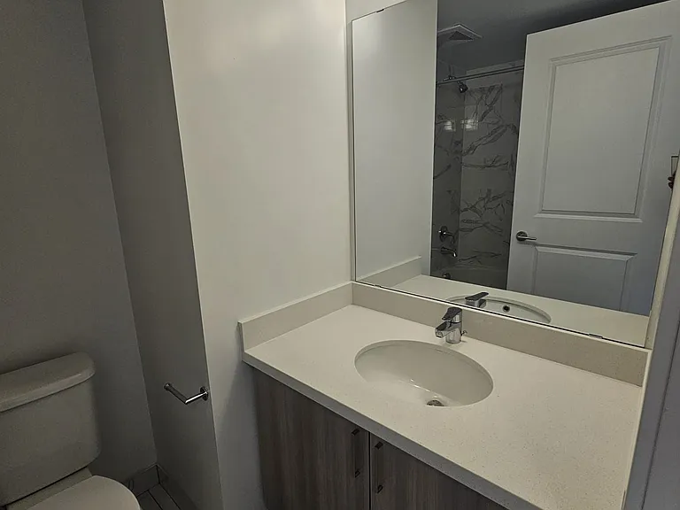 556 Marlee Ave #421 — Photo 9