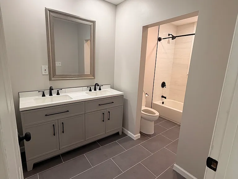 9 Van Nostrand Ave #2F — Photo 15
