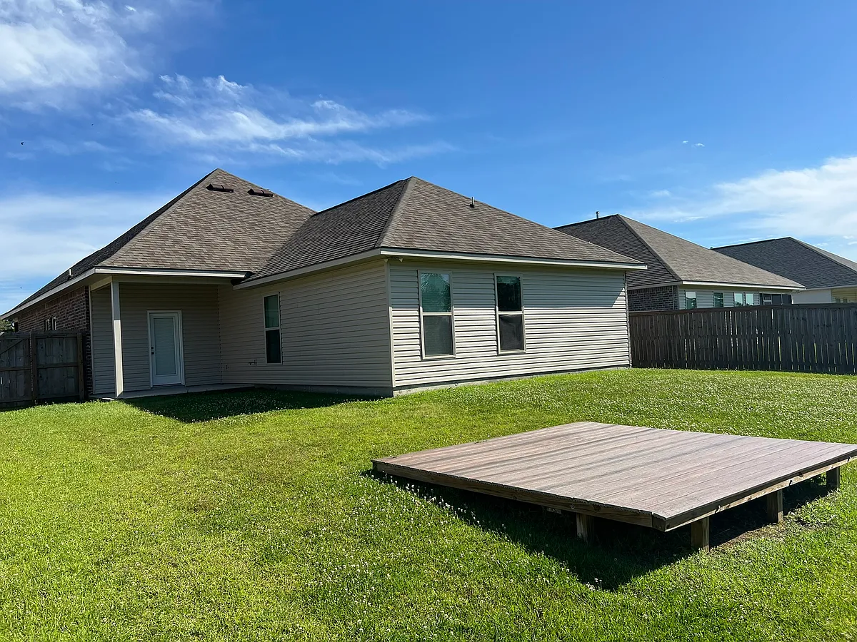 Building Photo - 17093 Avocet Dr