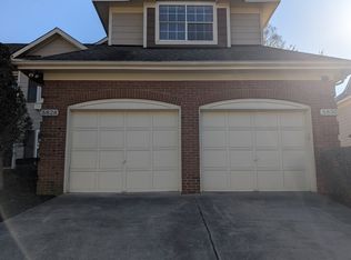 5828 Amity Springs Dr, Charlotte, NC 28212