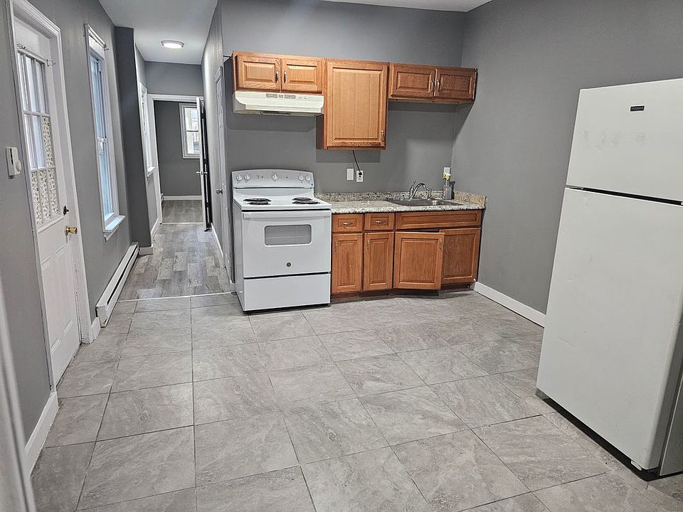 1st image of 416 N 7th St #1