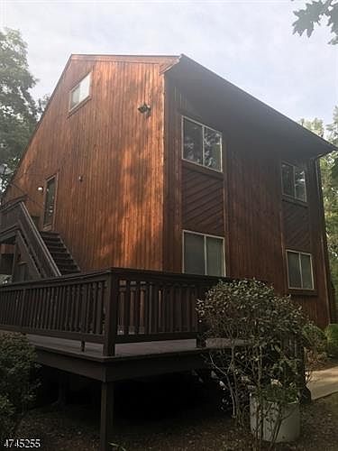 2nd image of 3 Point O Woods Ter Unit 6