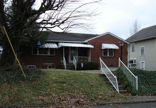 1st image of 1116 Norwood Ave