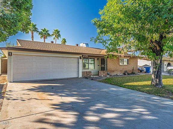 4th image of 2115 E GREENWAY Drive