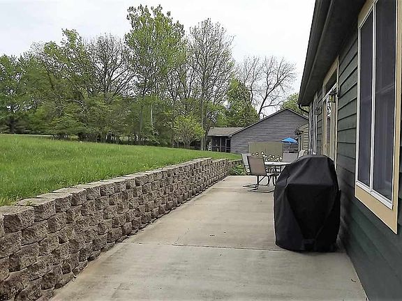 3rd image of 9405 S Harbour Pointe Dr