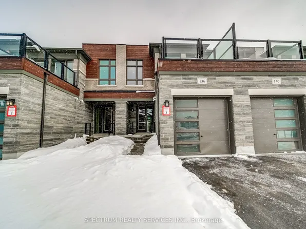 136 Adario Cres, Vaughan, ON L3L 0G4