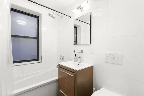 Rented by Benit Realty Inc | media 26