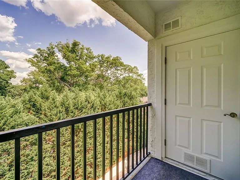 3275 Lenox Rd NE — Photo 22