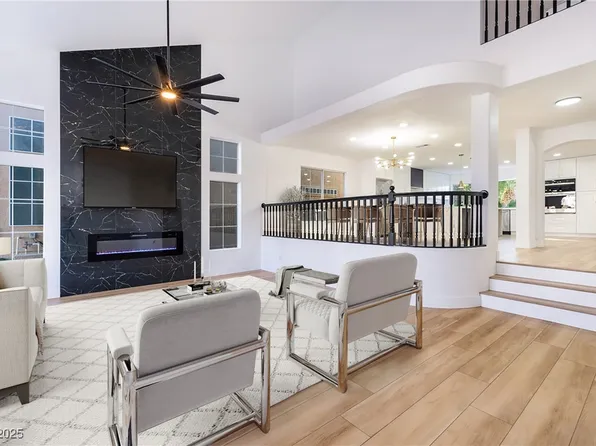 9 White Tail Ct, Henderson, NV 89074