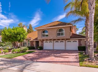 29318 Oakpath Dr, Agoura Hills, CA 91301