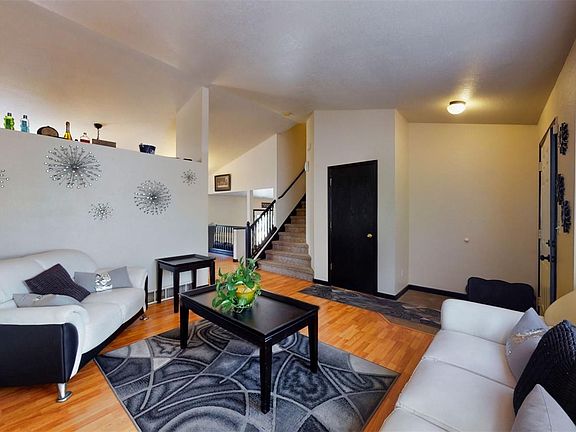 5th image of 3205 Dickson Ct