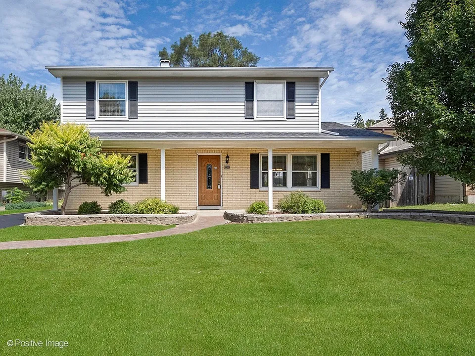 26W508 Curtiss Ave