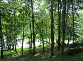 1634 E Cole Rd, Quebeck, TN 38579