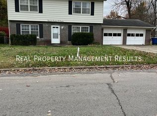 2807 Ridgewood Dr #A, Evansville, IN 47711