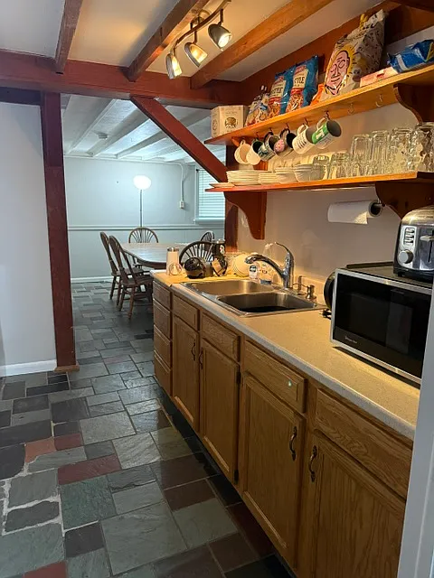 1 bed, 800 sqft, $1,375 — Photo 4