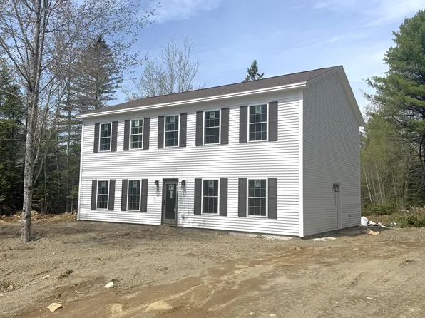 45 Snowberry Lane, Palermo, ME 04354
