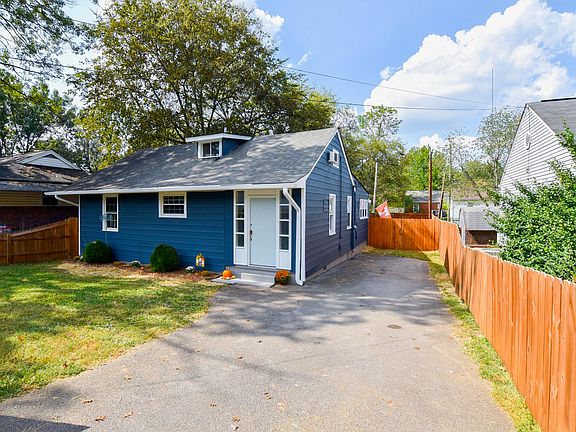 2nd image of 517 Oglewood Ave