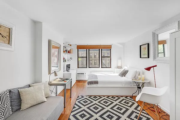 Rented by Compass | media 38