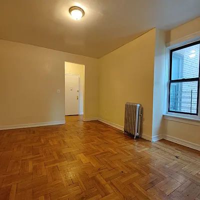 Rented by New York Residence | media 12