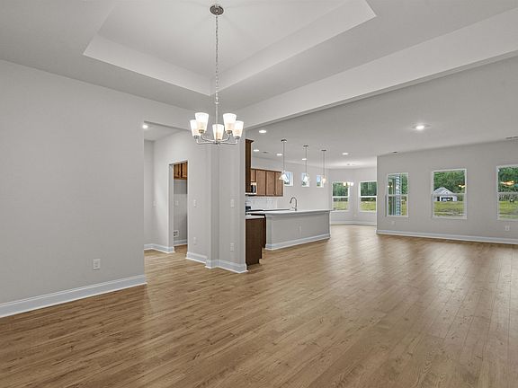 3rd image of 1135 NW Forest Bend Dr NW