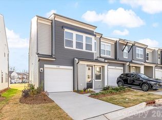 2300 Endeavor Run, Charlotte, NC 28269