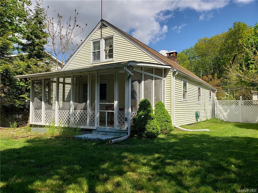 22 W Crooked Hill Road, Pearl River, NY 10965 Zillow