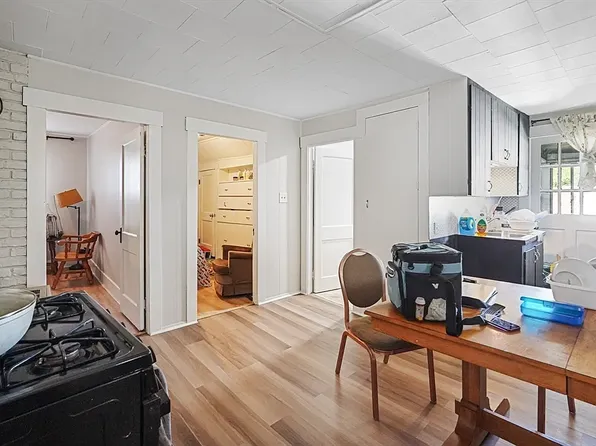 19 Chester St APT 3, Fitchburg, MA 01420