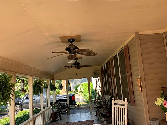 4th image of 29W011 Calumet Ave E