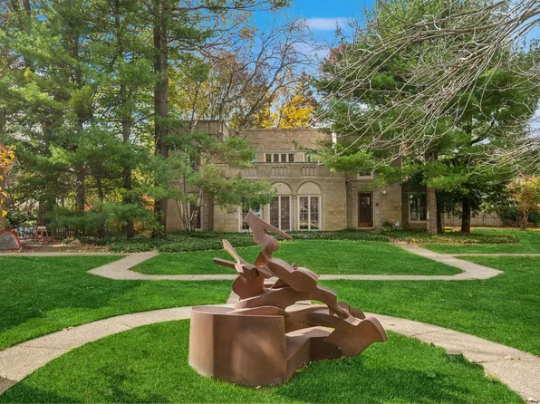 228 Sheridan Rd, Winnetka, IL 60093