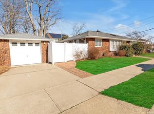 501 Lincoln Blvd, Long Beach, NY 11561