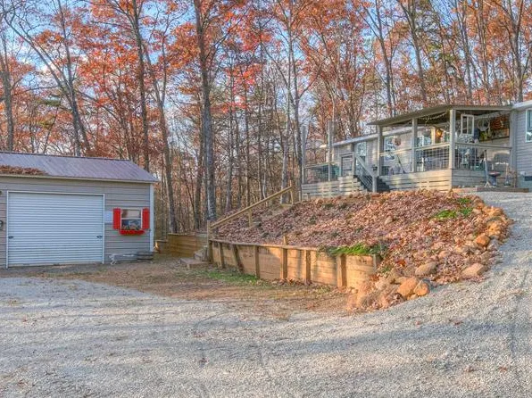 645 Roberson Rd, Murphy, NC 28906