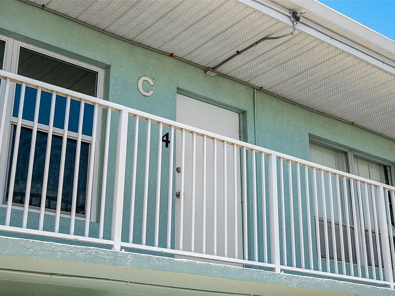 420 Tyler Ave #4-3 — Photo 3