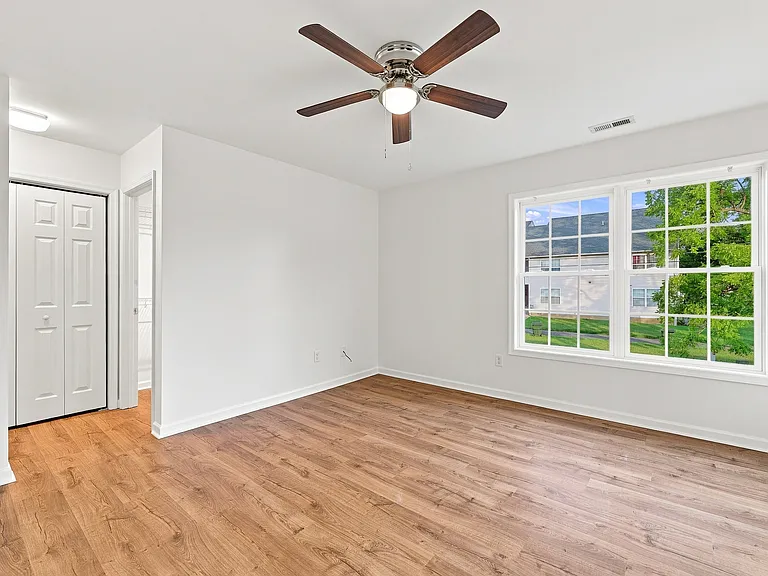 409 S Magnolia Ave — Photo 14