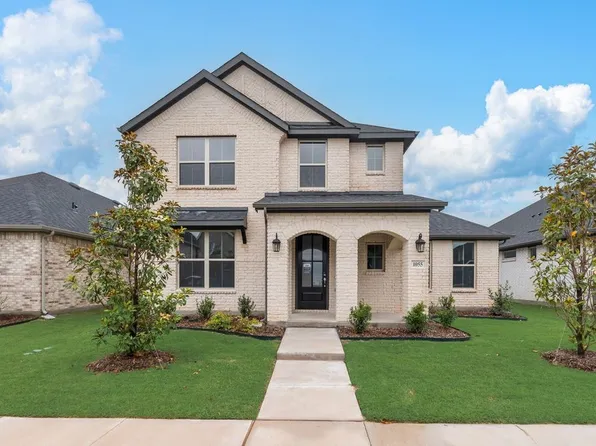 1055 Birdie St, Gunter, TX 75058