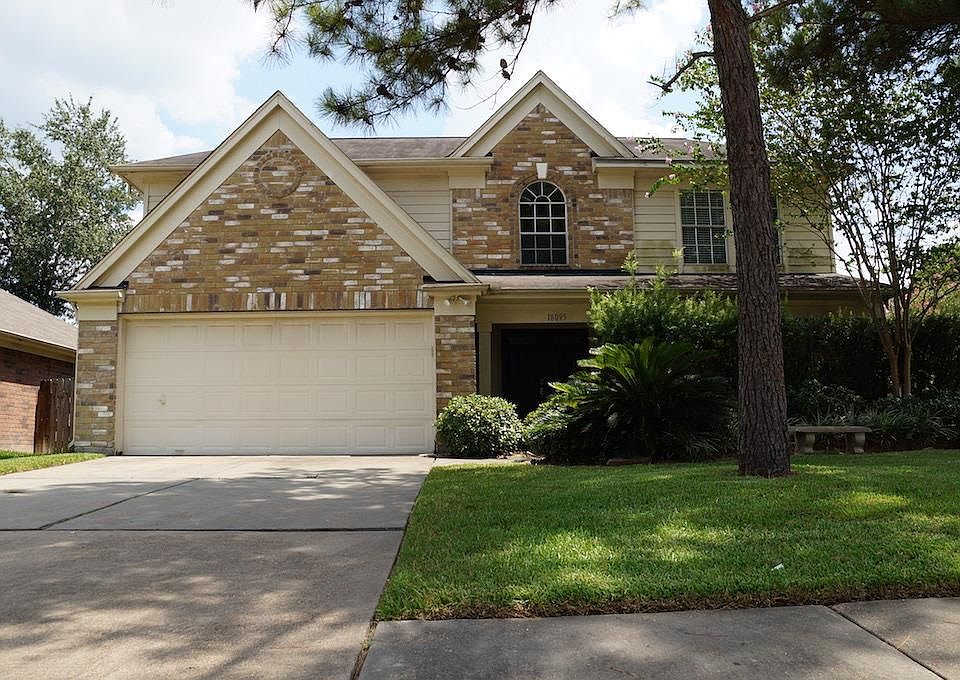 1st image of 18095 Carbridge Dr
