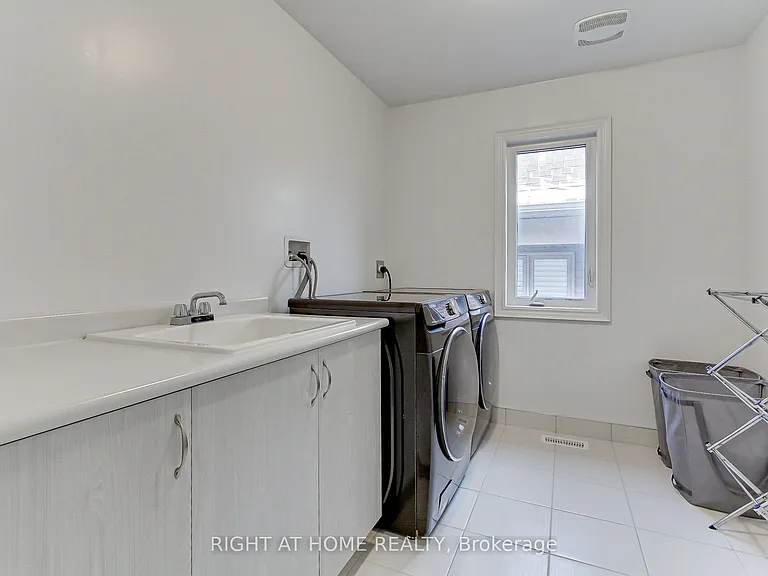 29 Pear Blossom Way — Photo 37