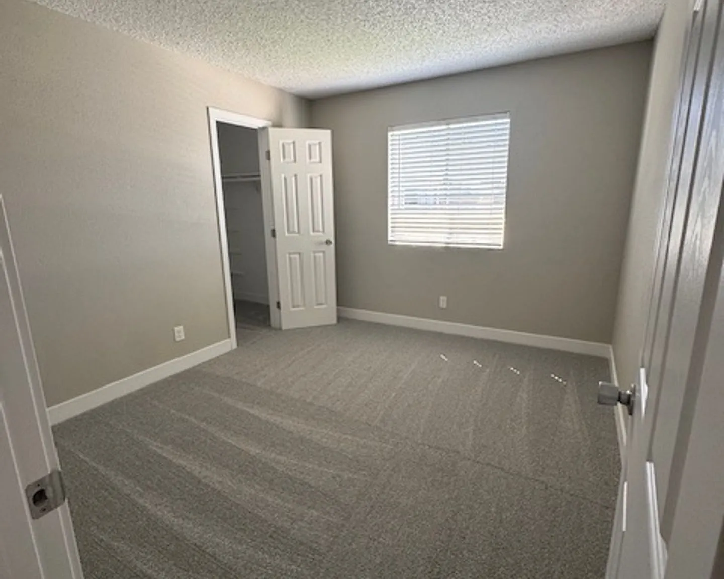 Autumn Run Apartments — Photo 1
