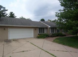 2021 Indiangrass Ct, Ames, IA 50014