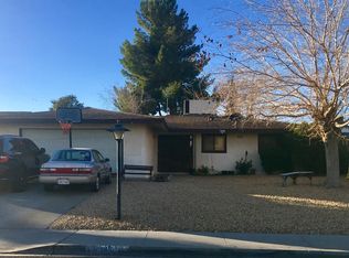 16045 Yates Rd, Victorville, CA 92395