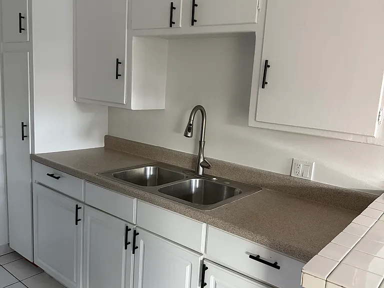 4457 & 4463 Murietta Ave #24 — Photo 6