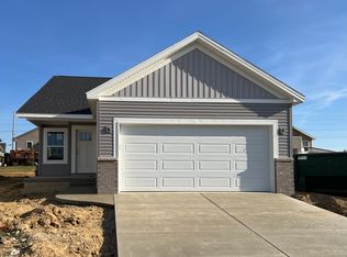 8 Eric Ct, Bloomington, IL 61705