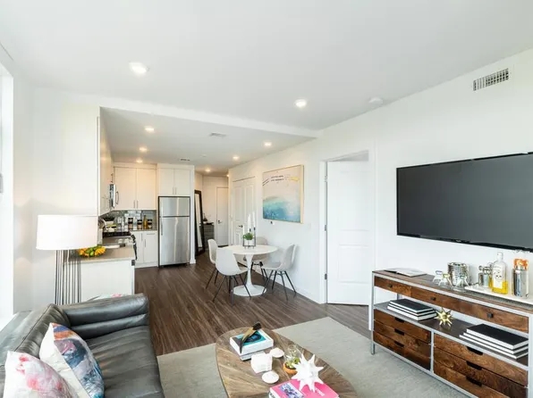 11 West 46th Street image 3 of 14